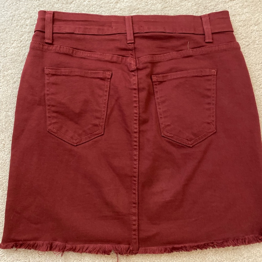 Maroon O2 Denim Skirt Size Large - Picture 5 of 5